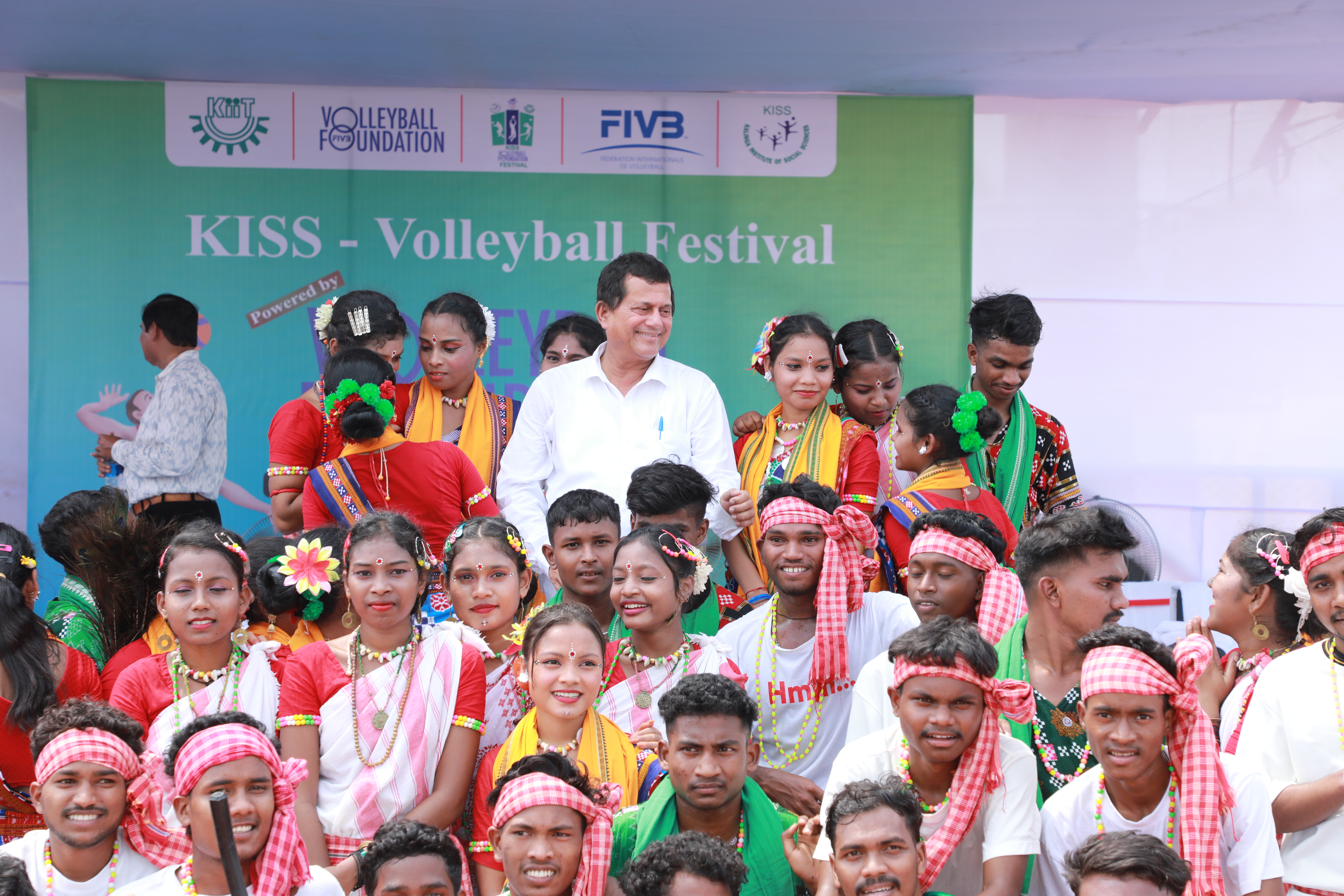 Join the Global Celebration of the Art of Giving: A Fortnight of Kindness and Connection